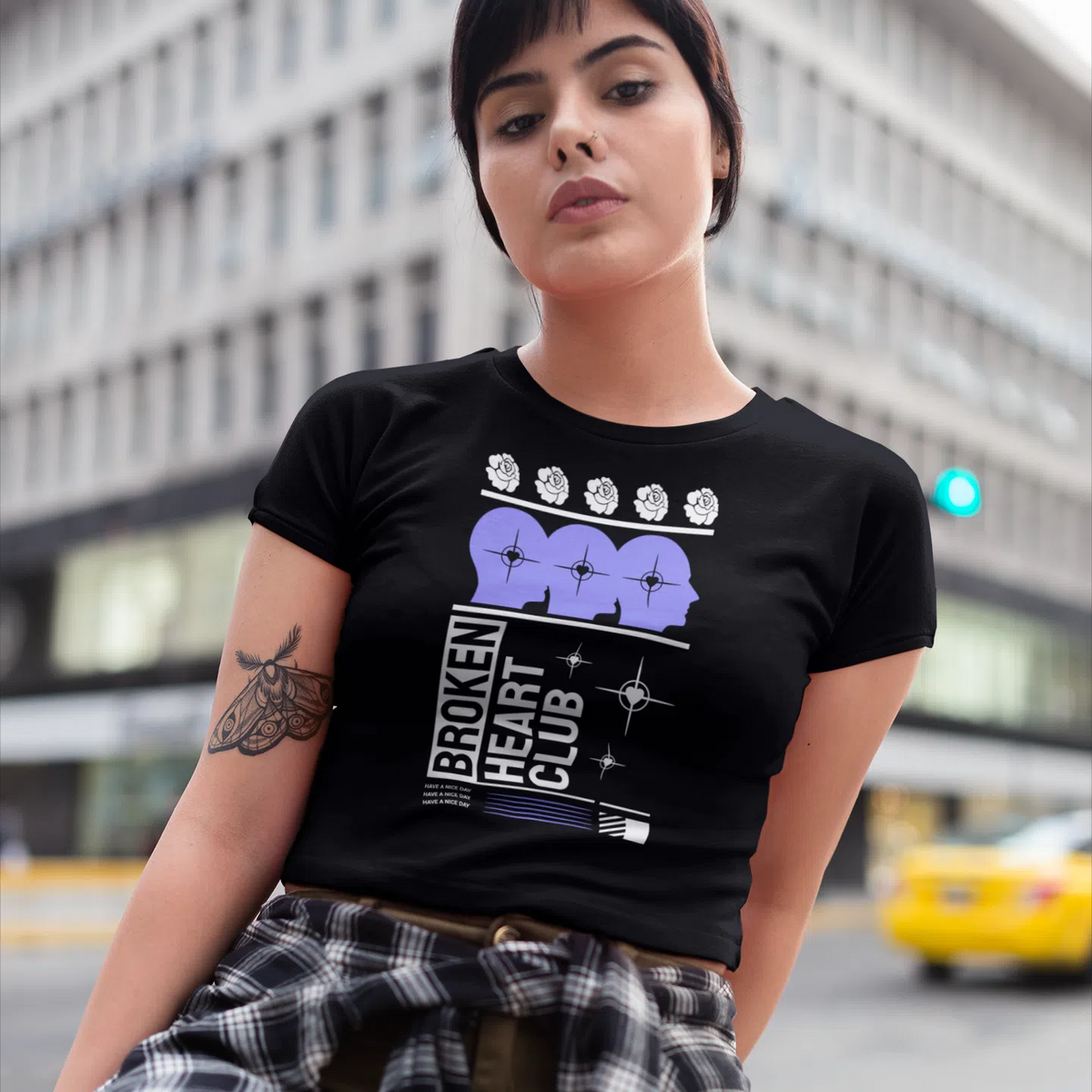 Broken Heart Club | Women's Cropped T-Shirt Chroma Clothing